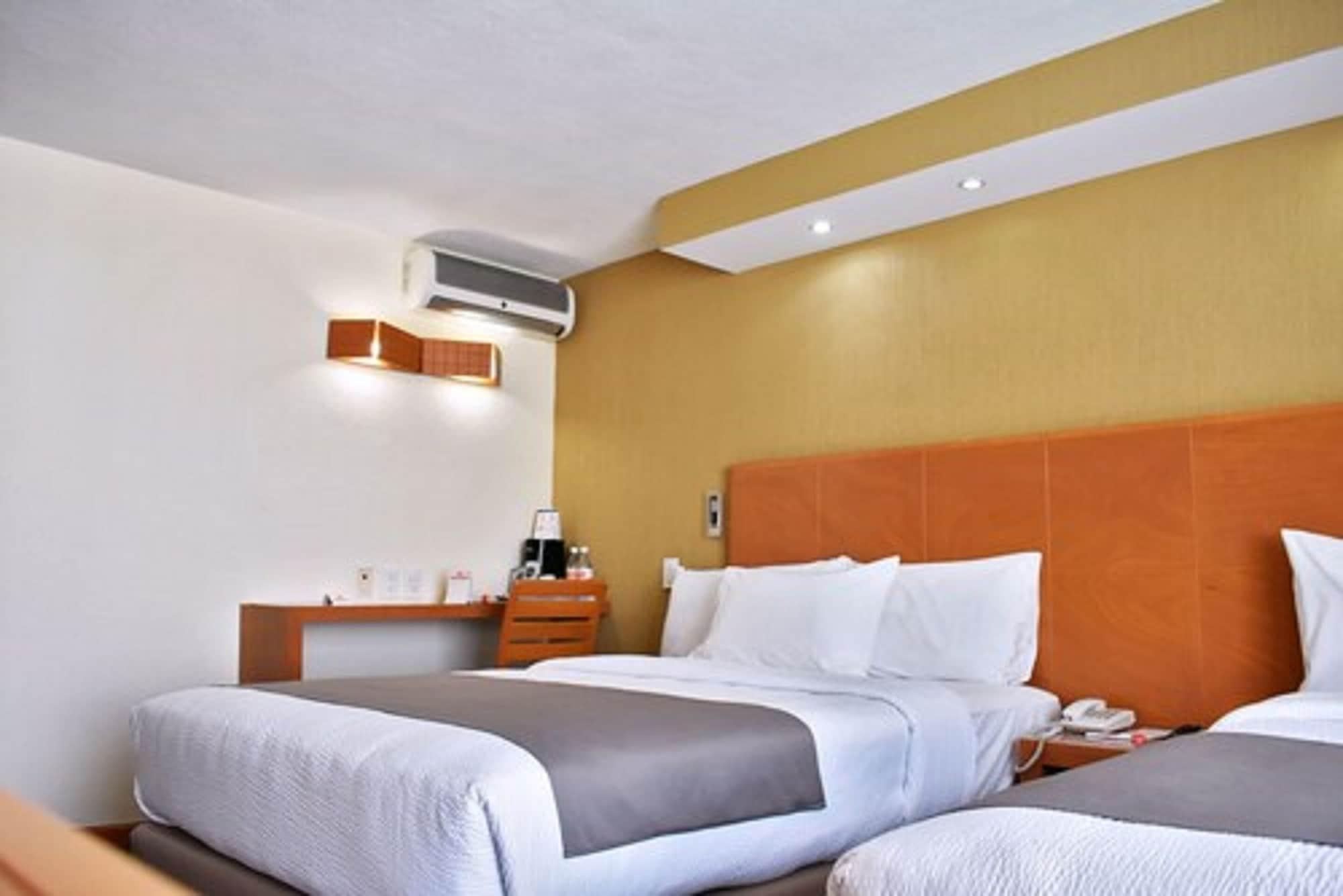 La Posada Hotel Y Suites San Luis Potosí Exteriör bild