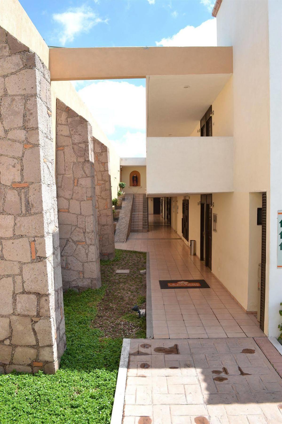 La Posada Hotel Y Suites San Luis Potosí Exteriör bild
